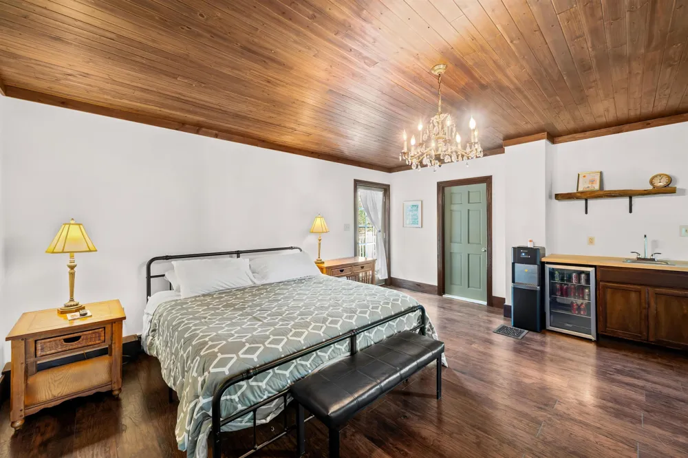 4725 E North Territorial Road Northfield Township, MI 48105