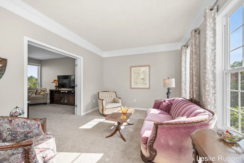 2643 Arbor Chase Drive NE Grand Rapids Charter Township, MI 49525