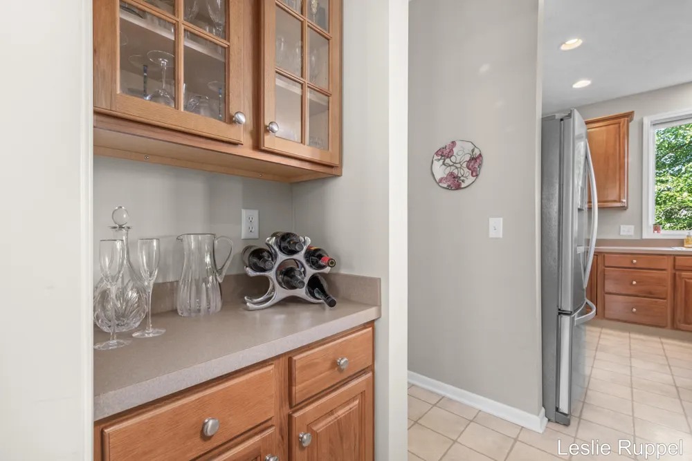 2643 Arbor Chase Drive NE Grand Rapids Charter Township, MI 49525