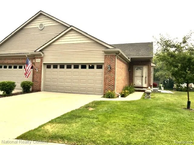 809 Chelsea Ridge Court Howell City, MI 48843
