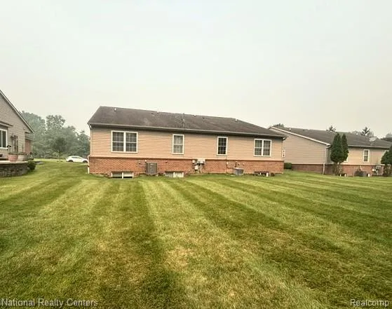 809 Chelsea Ridge Court Howell City, MI 48843