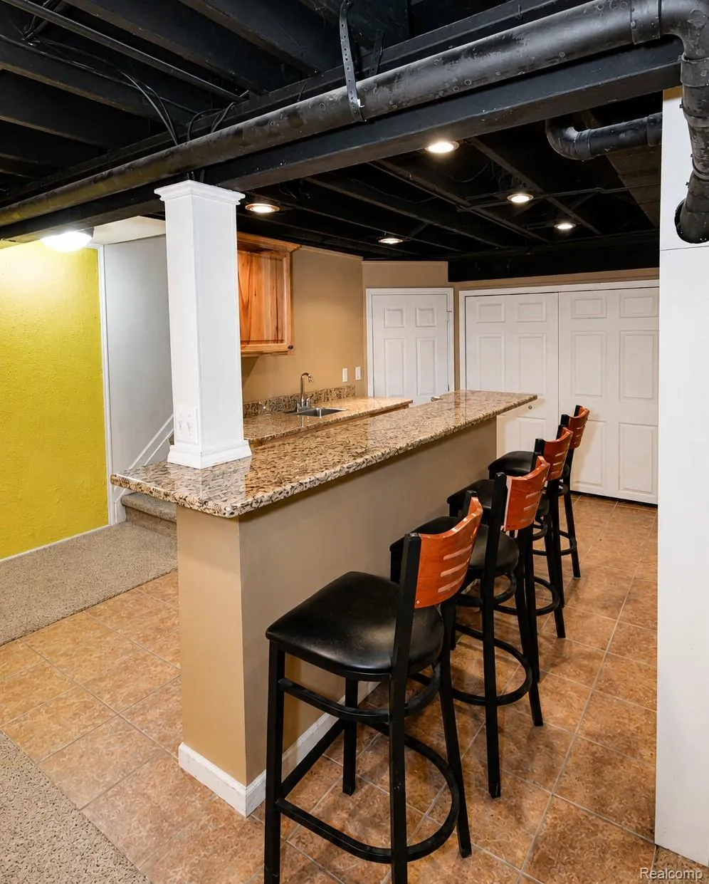 22783 Shadowglen Drive Farmington Hills City, MI 48335