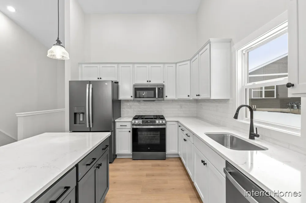 2875 E Cobblestone Court SE #48 Kentwood City, MI 49512