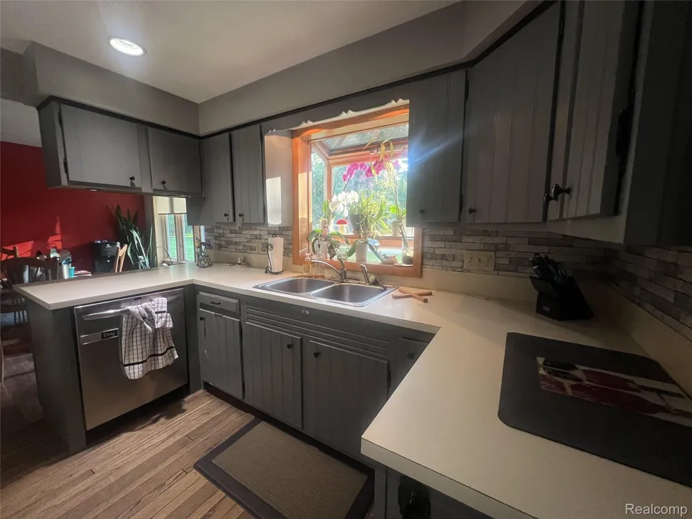 1439 Ivanhoe Road Pere Marquette Charter Township, MI 49431