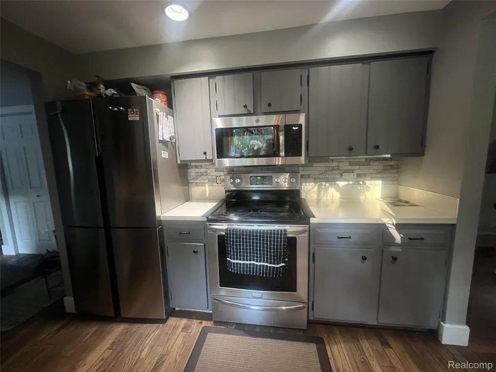 1439 Ivanhoe Road Pere Marquette Charter Township, MI 49431