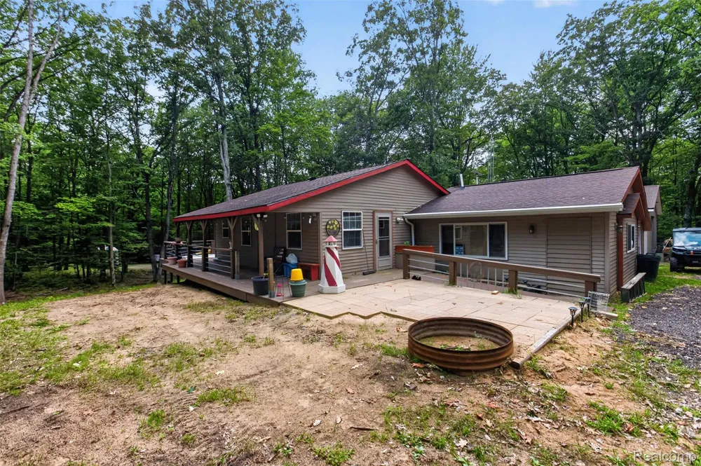 4522 Red Fox Run Lincoln Township, MI 48622