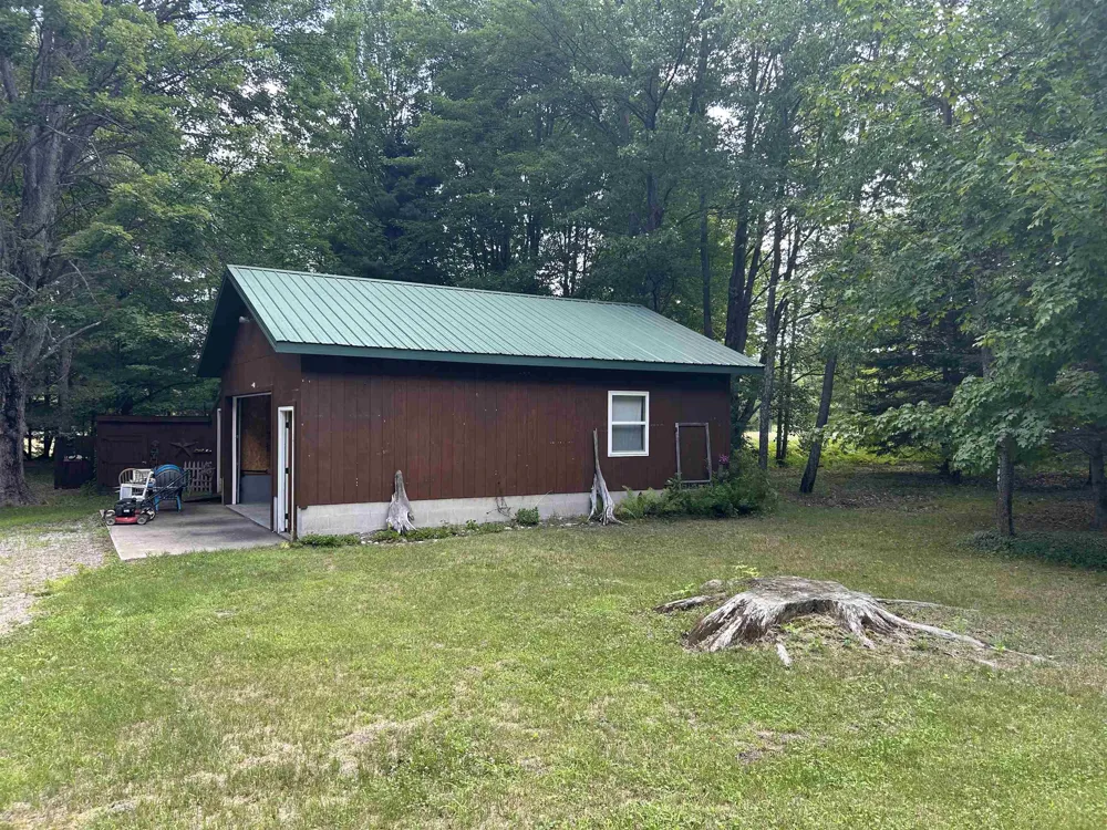 2851 Cedar River Road Chestonia Township, MI 49659