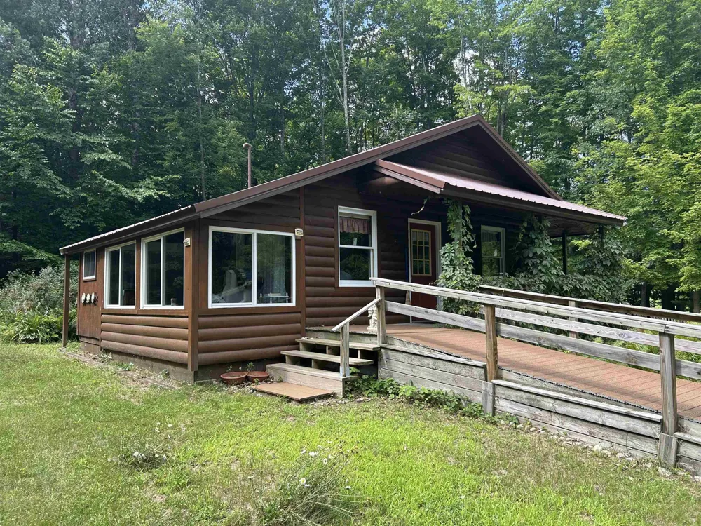 2851 Cedar River Road Chestonia Township, MI 49659