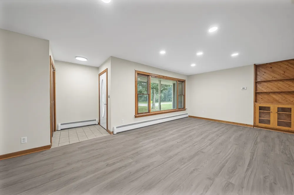 6586 Betsie River Road Grant Township, MI 49643