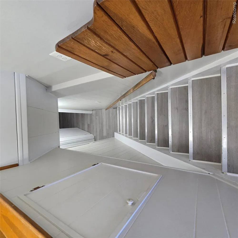 311 Nevada Avenue Rochester Hills City, MI 48309