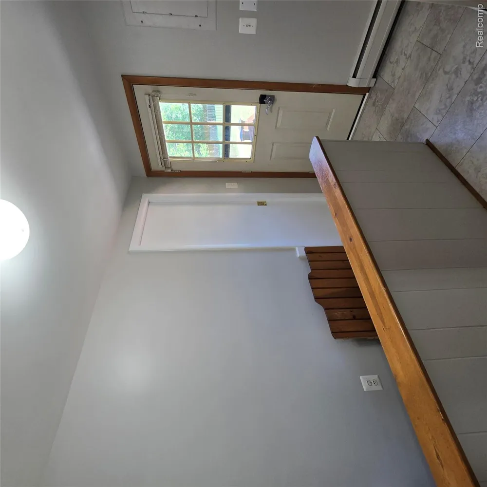311 Nevada Avenue Rochester Hills City, MI 48309