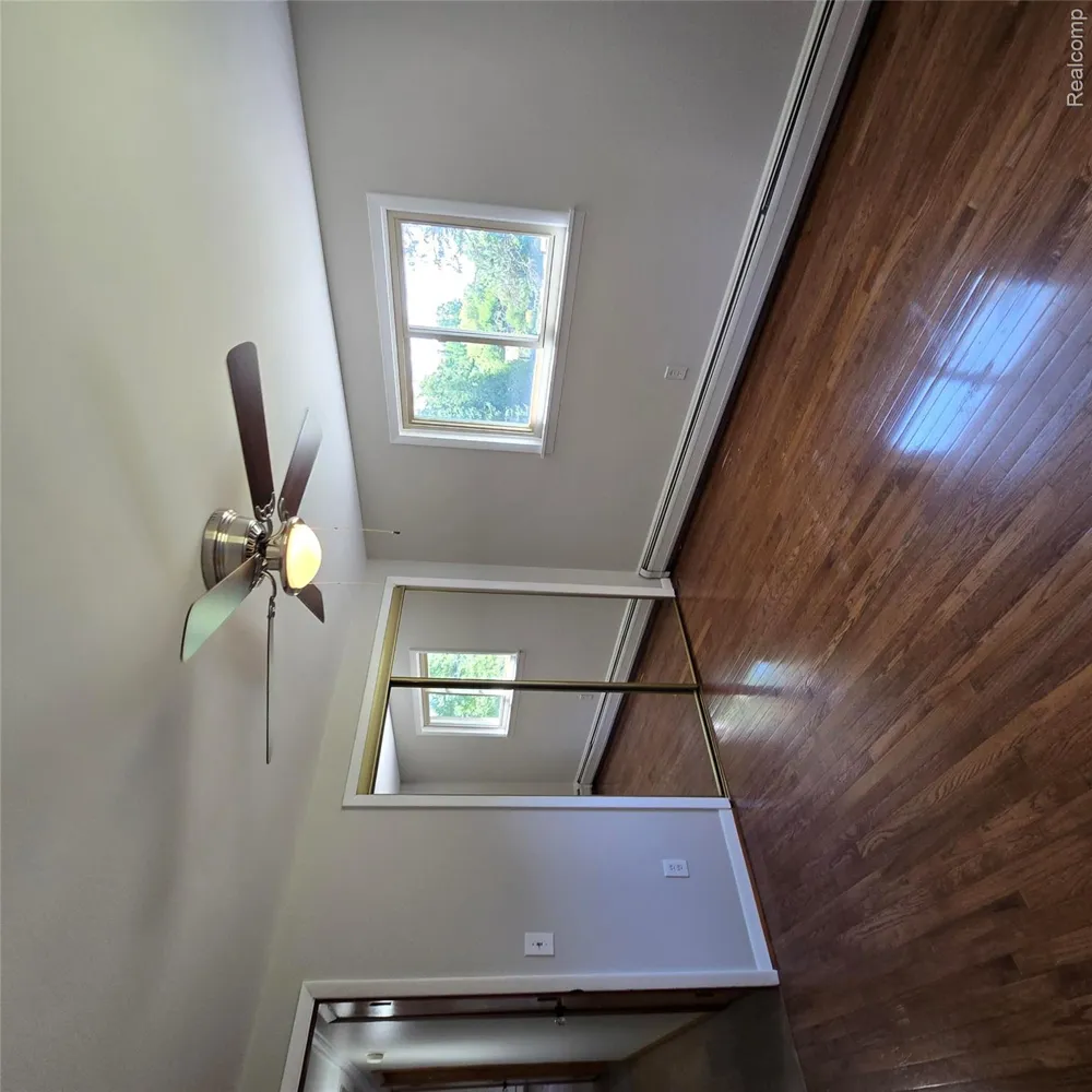 311 Nevada Avenue Rochester Hills City, MI 48309