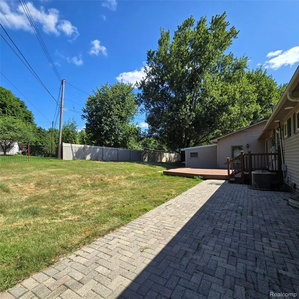311 Nevada Avenue Rochester Hills City, MI 48309