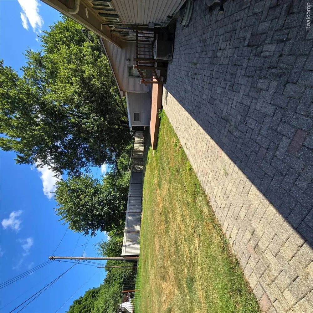 311 Nevada Avenue Rochester Hills City, MI 48309