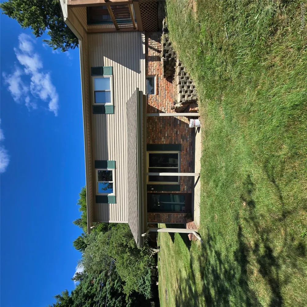 311 Nevada Avenue Rochester Hills City, MI 48309