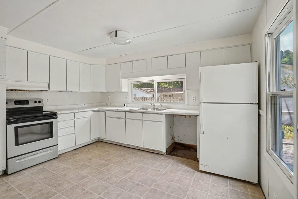 29201 Jewells Antwerp Township, MI 49065