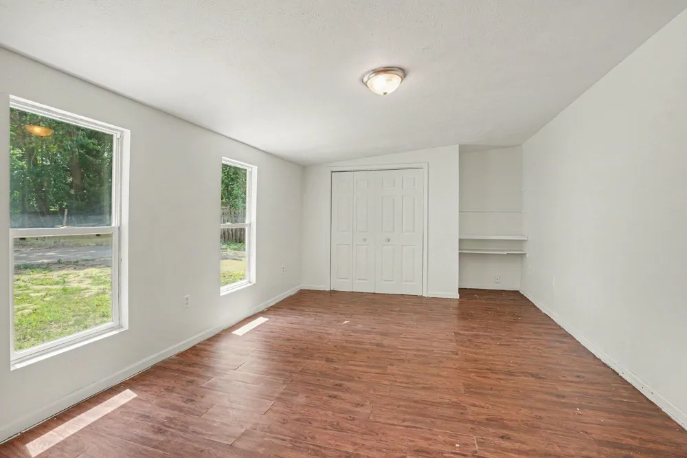 29201 Jewells Antwerp Township, MI 49065