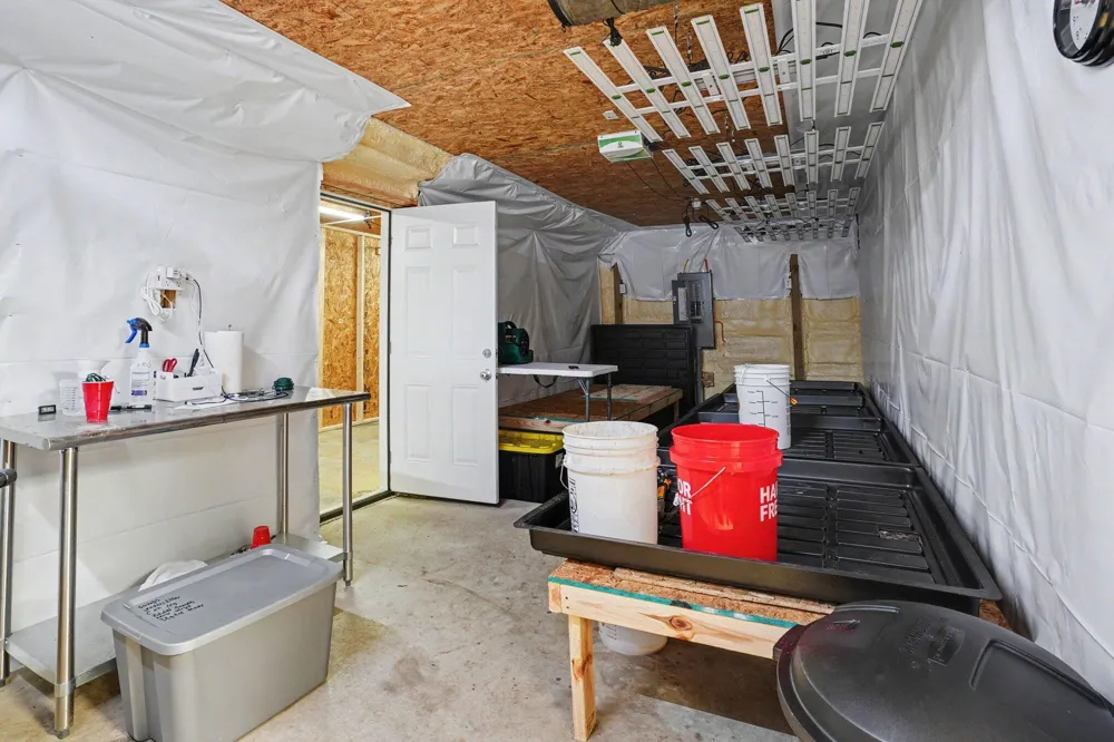 29201 Jewells Antwerp Township, MI 49065