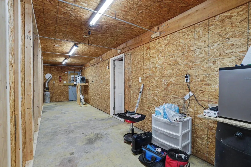 29201 Jewells Antwerp Township, MI 49065