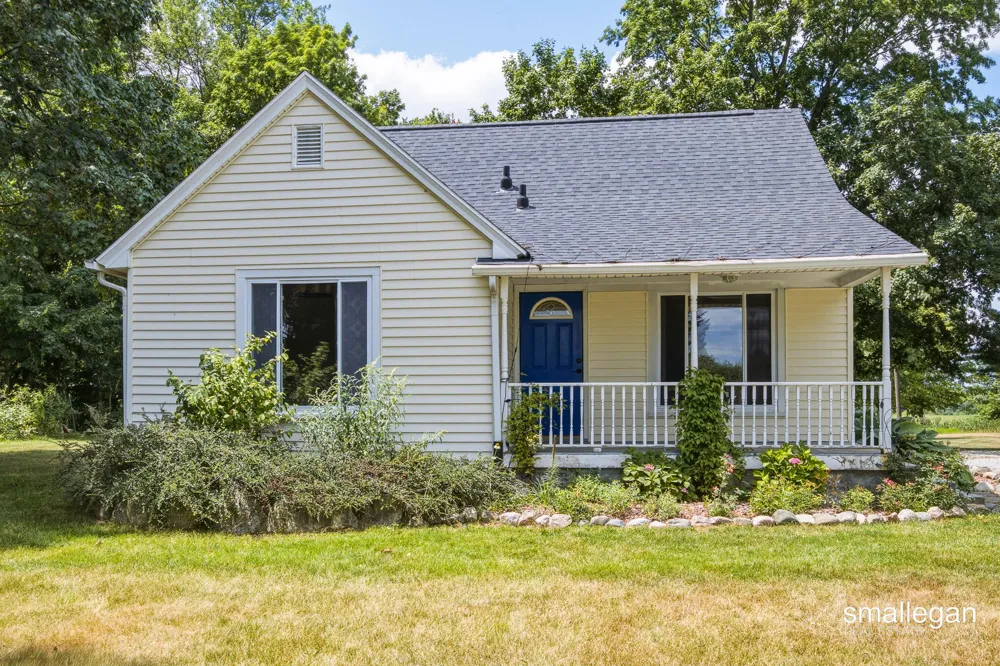 4005 Hendershot Avenue NW Alpine Township, MI 49544