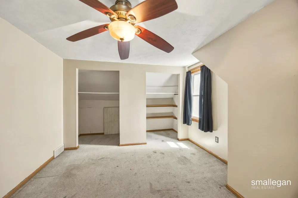 4005 Hendershot Avenue NW Alpine Township, MI 49544