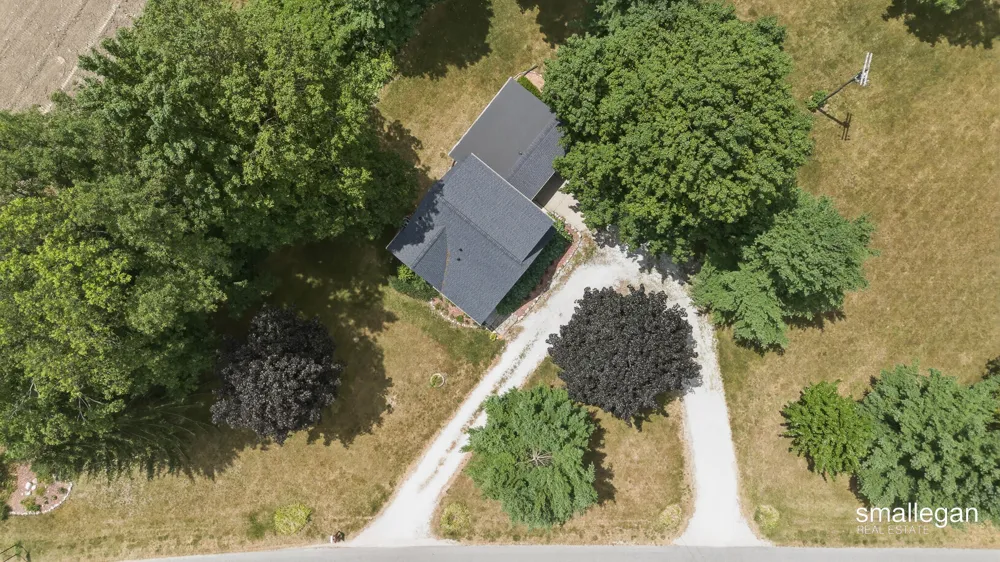 4005 Hendershot Avenue NW Alpine Township, MI 49544