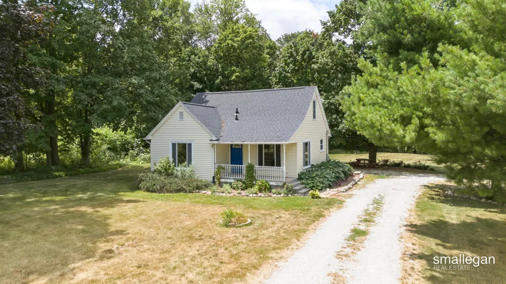 4005 Hendershot Avenue NW Alpine Township, MI 49544
