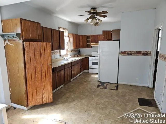 512 Porter Street Saginaw City, MI 48602