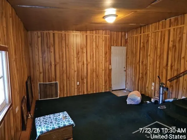 1925 Oakley Street Saginaw City, MI 48602