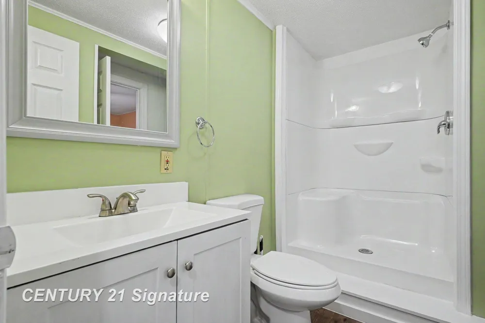 6880 W Emery Road Roscommon Township, MI 48629