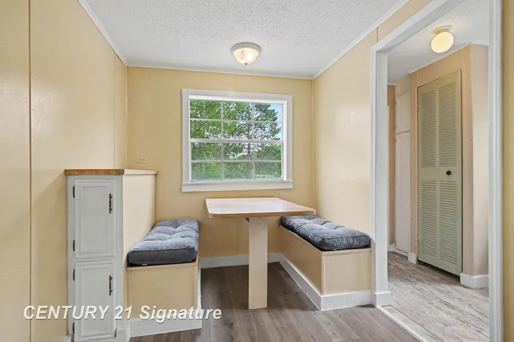 6880 W Emery Road Roscommon Township, MI 48629