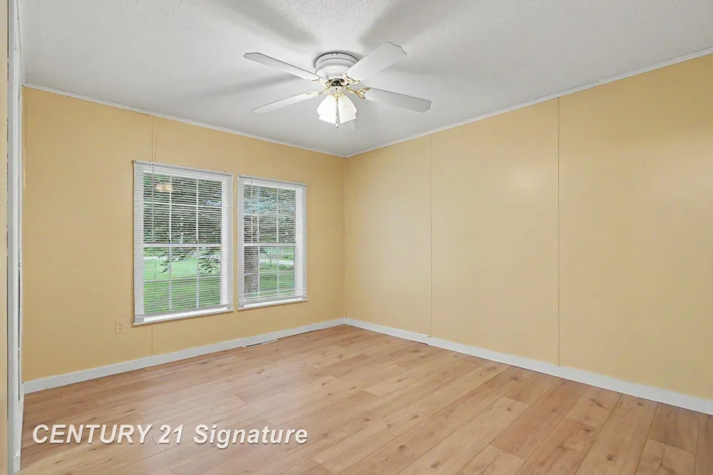 6880 W Emery Road Roscommon Township, MI 48629