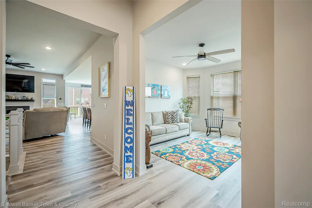 2329 Provencal Drive Commerce Charter Township, MI 48382