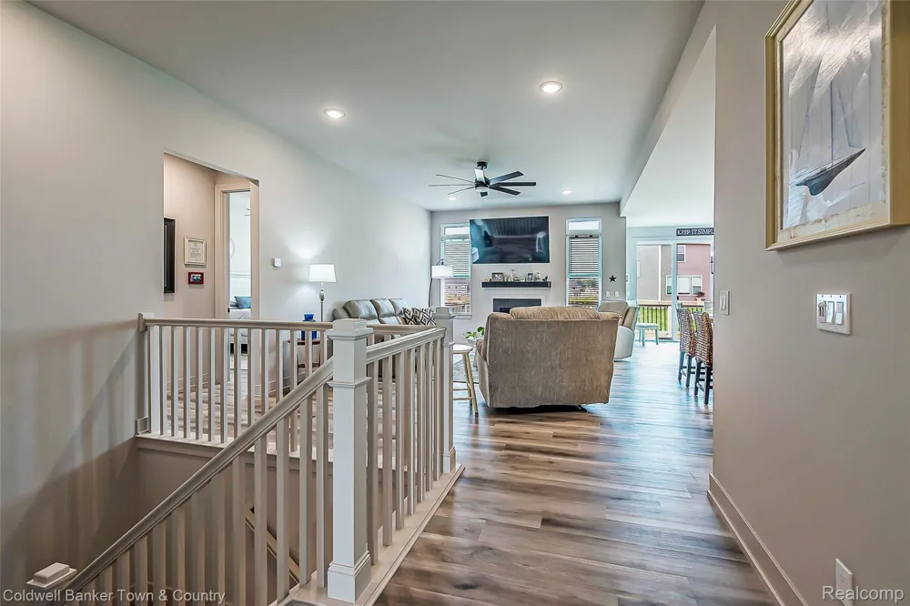 2329 Provencal Drive Commerce Charter Township, MI 48382