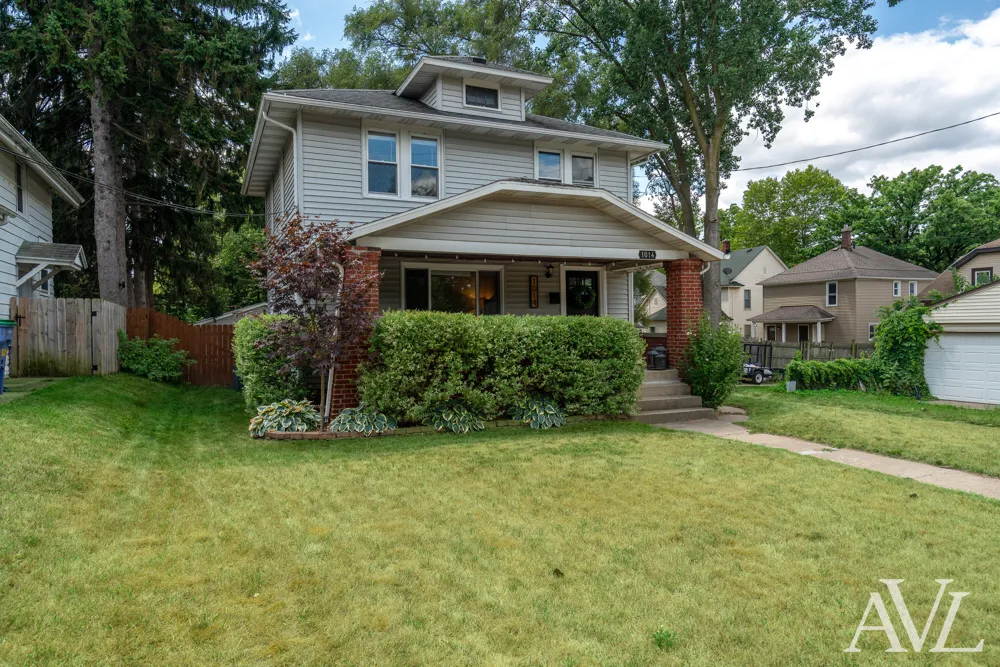 1014 Crescent Street NE Grand Rapids City, MI 49503