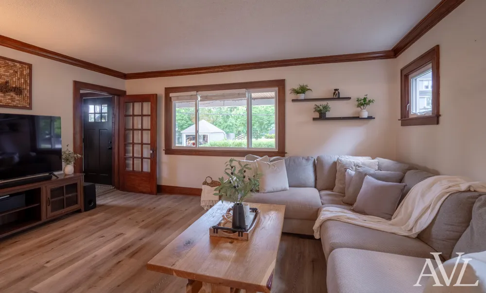 1014 Crescent Street NE Grand Rapids City, MI 49503
