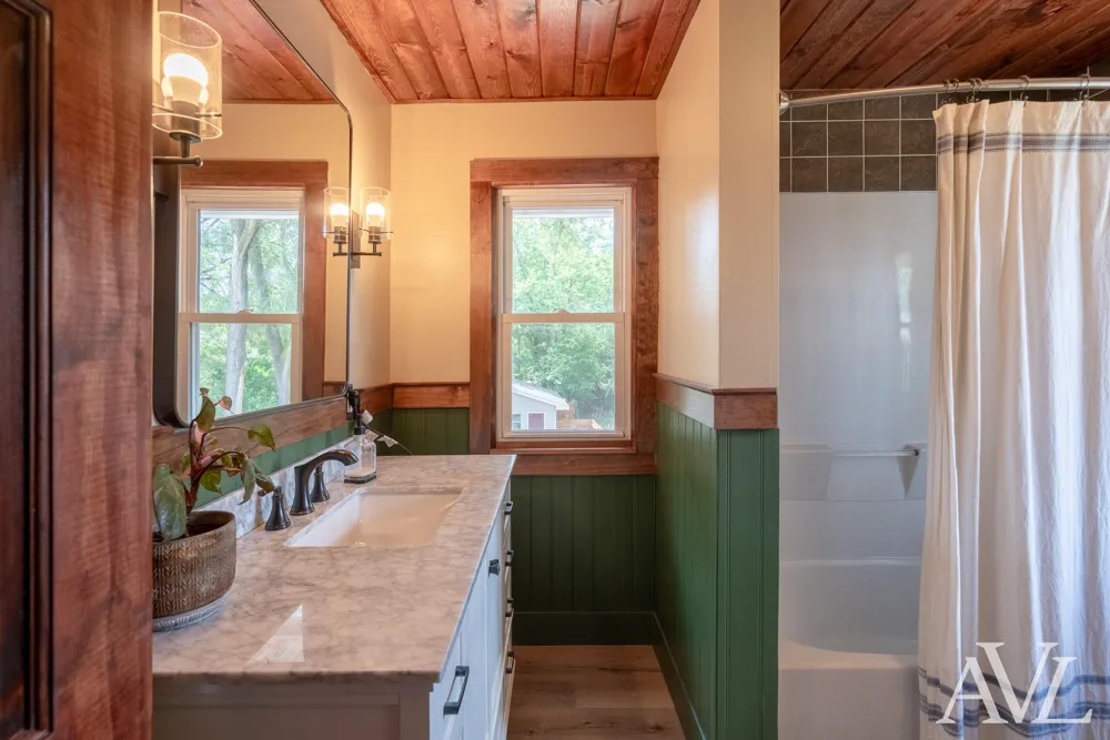 1014 Crescent Street NE Grand Rapids City, MI 49503