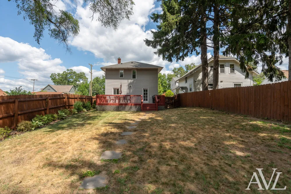 1014 Crescent Street NE Grand Rapids City, MI 49503