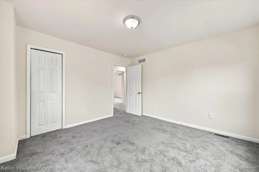 3285 Hazelwood Street Detroit City, MI 48206
