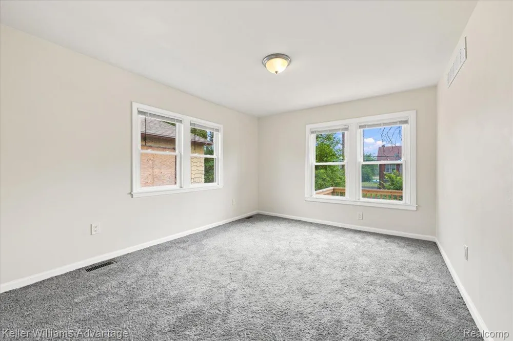 3285 Hazelwood Street Detroit City, MI 48206