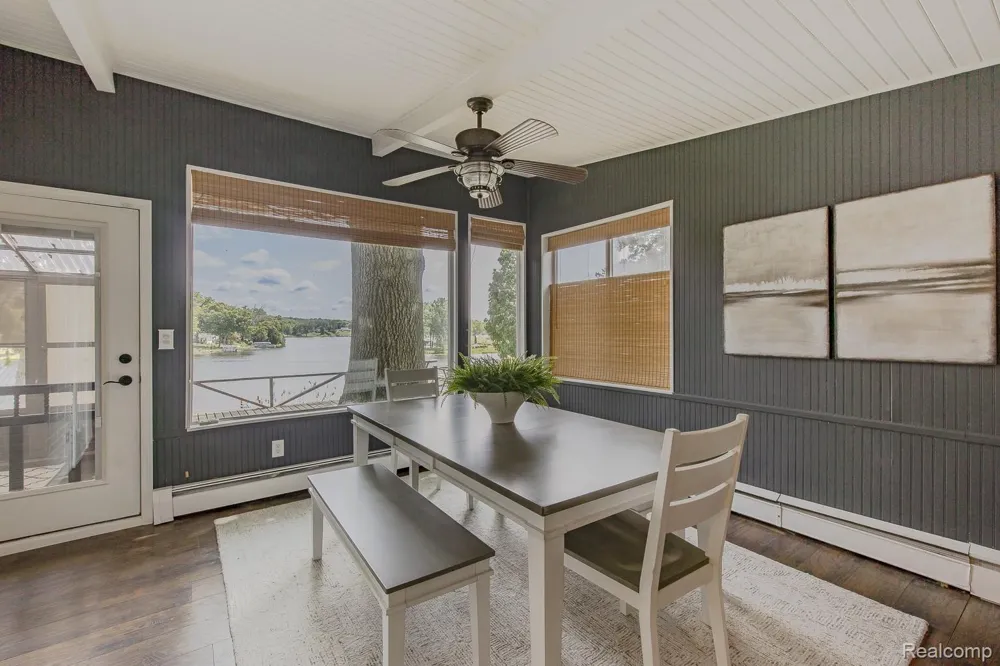10470 King Road Springfield Charter Township, MI 48350