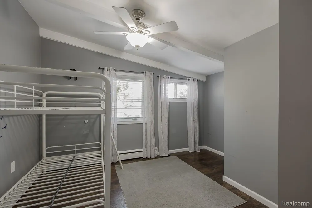 10470 King Road Springfield Charter Township, MI 48350