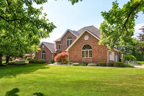 709 Meadow Lane