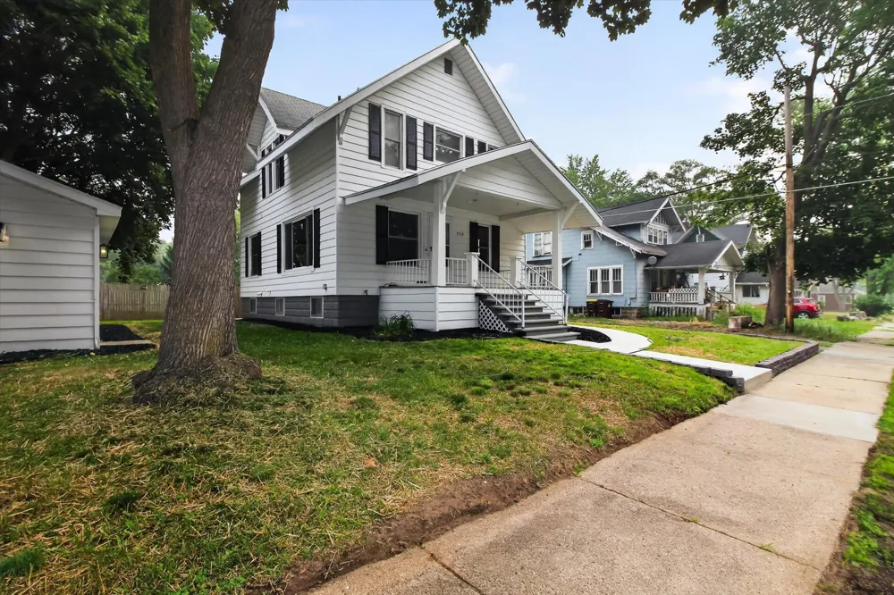 509 Liberty Street Alma City, MI 48801