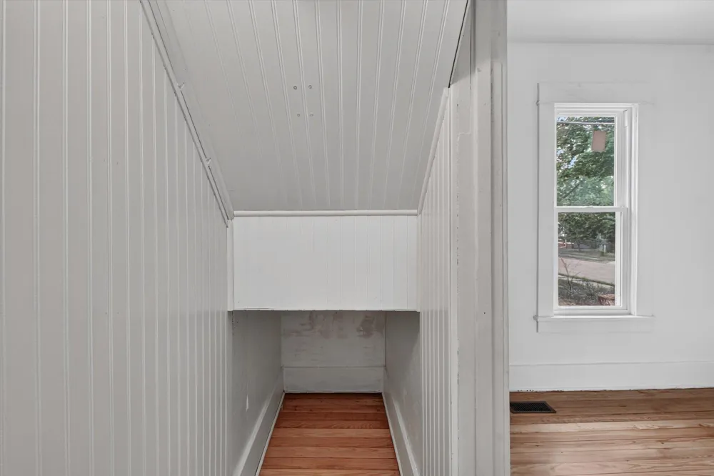 509 Liberty Street Alma City, MI 48801