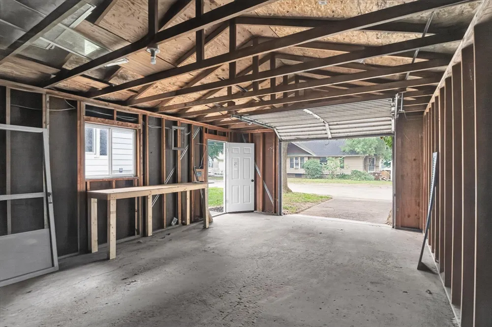 509 Liberty Street Alma City, MI 48801