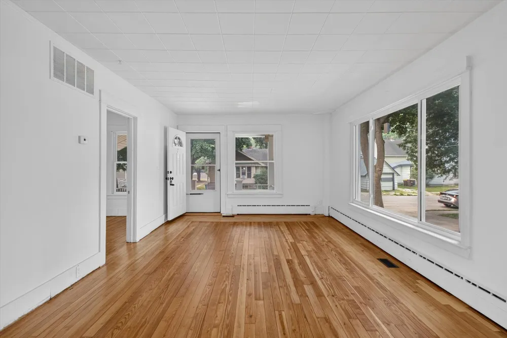 509 Liberty Street Alma City, MI 48801