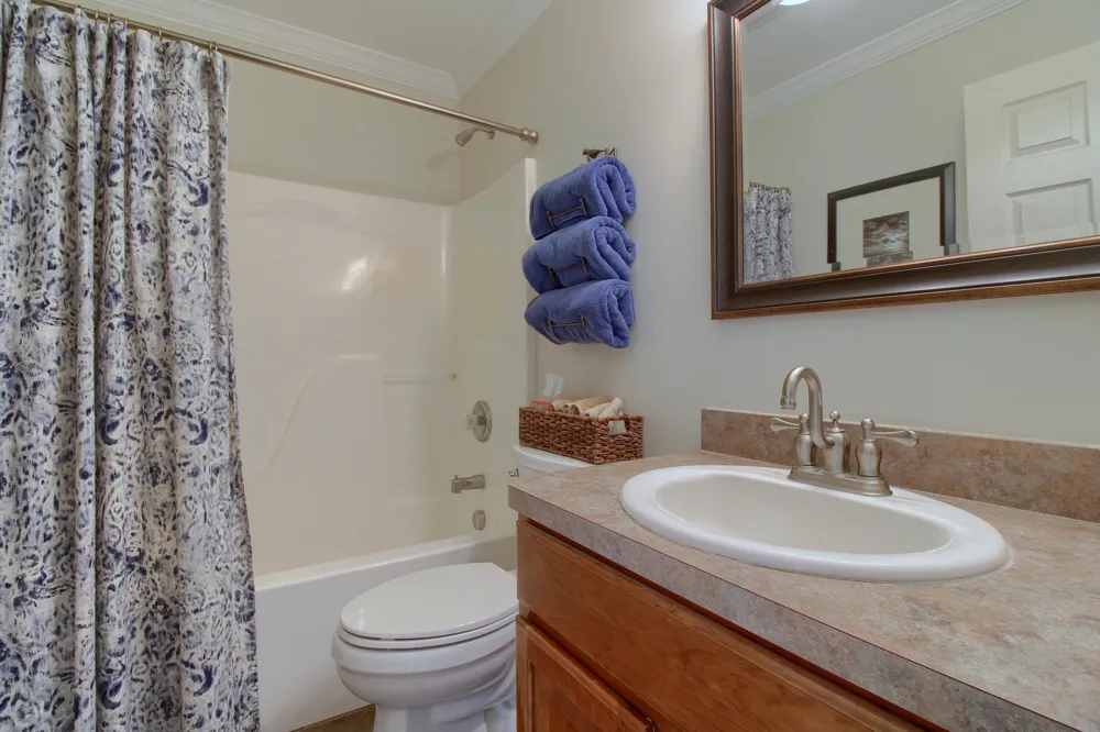 6794 Meadows Pass Webster Township, MI 48130