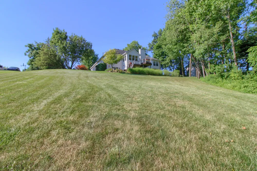 6794 Meadows Pass Webster Township, MI 48130