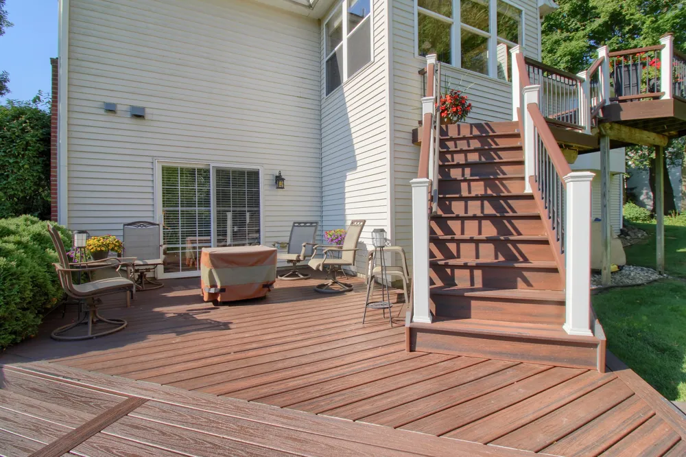 6794 Meadows Pass Webster Township, MI 48130